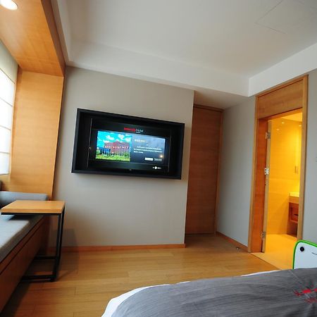 Intercity Hotel 青島市 エクステリア 写真